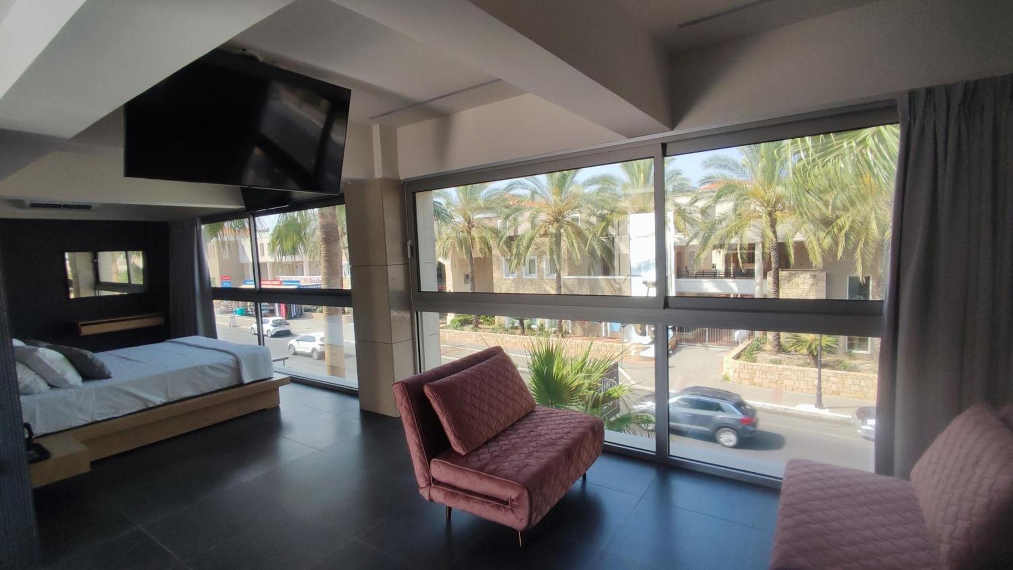 Summertime Signature Suites Agia Marina Exteriör bild