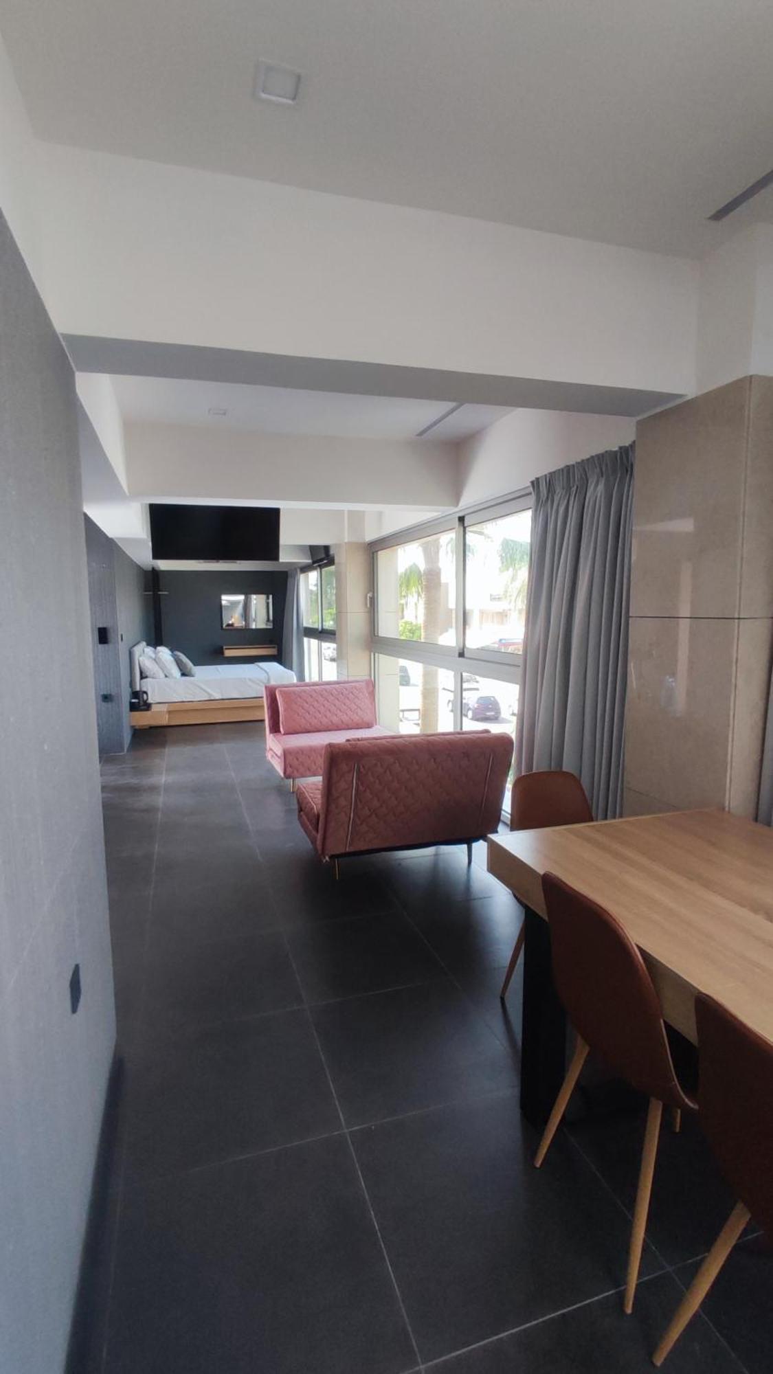 Summertime Signature Suites Agia Marina Exteriör bild